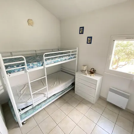 Pavillon 5 Pers Avec Piscine Et Parking A - Fr-1-781-60 Holiday home Valras-Plage